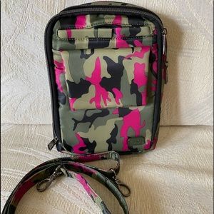 Lug Pitter Patter crossbody in Camo Orchid, good condition